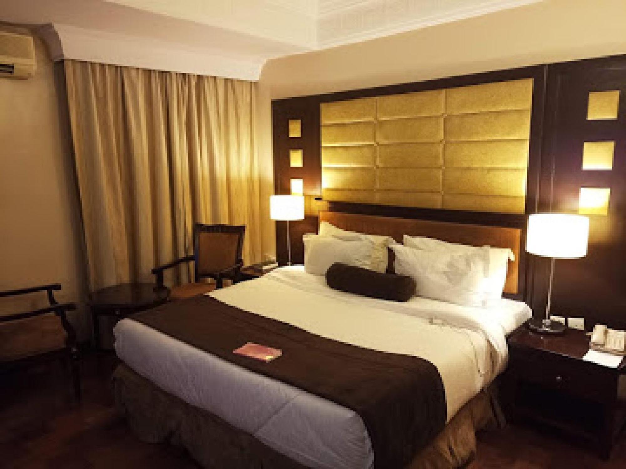 Room In Lodge - Owu Crown Hotel, Ibadan Exteriér fotografie